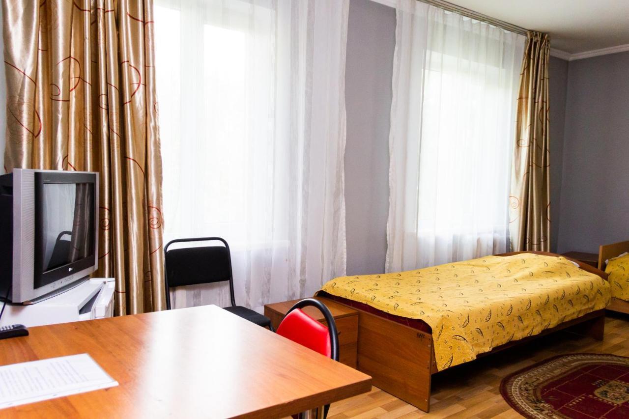 Hotel Tahar Almaty Eksteriør bilde
