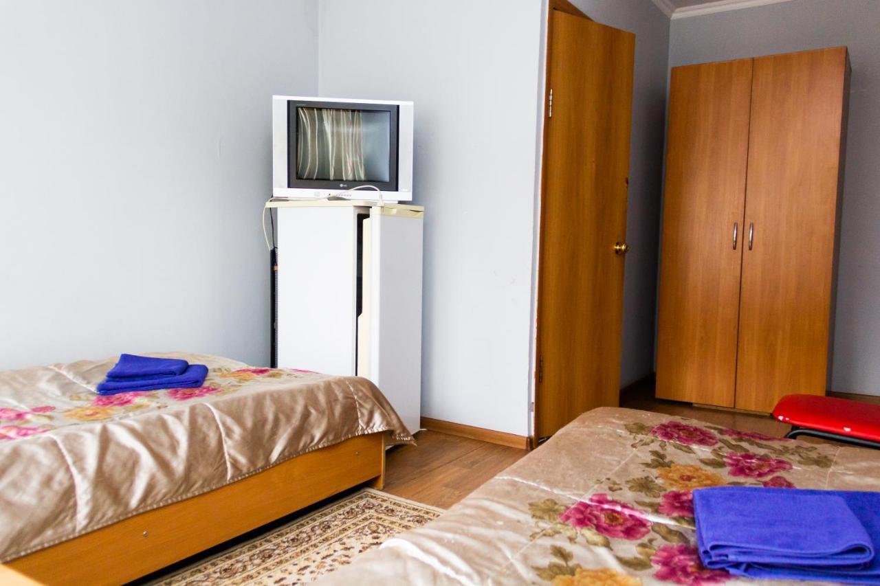 Hotel Tahar Almaty Eksteriør bilde