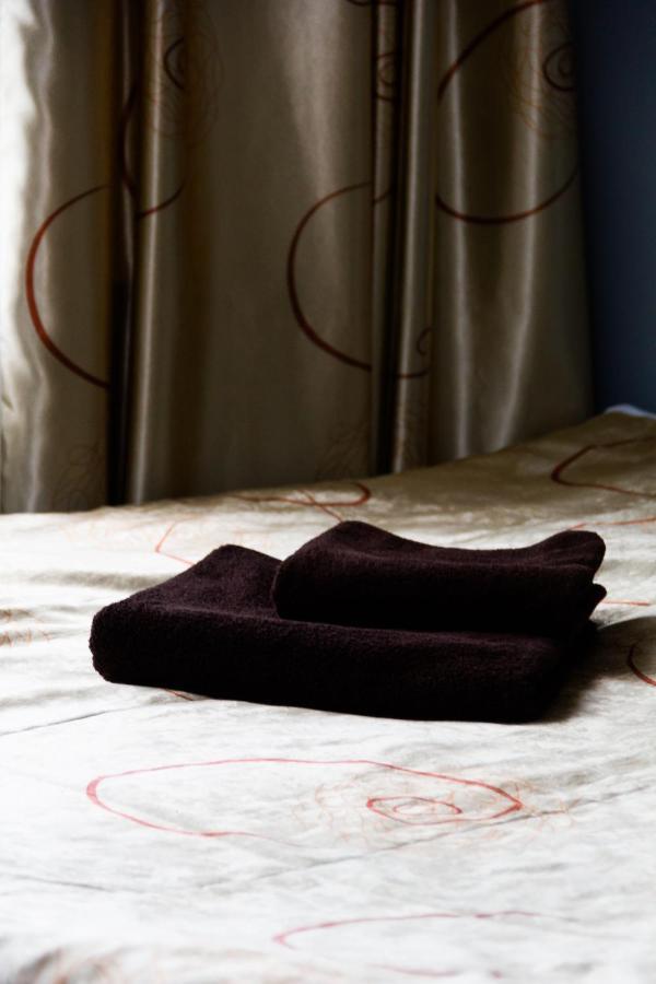 Hotel Tahar Almaty Eksteriør bilde