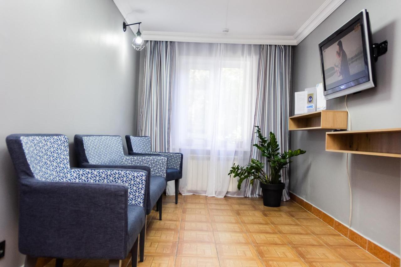 Hotel Tahar Almaty Eksteriør bilde