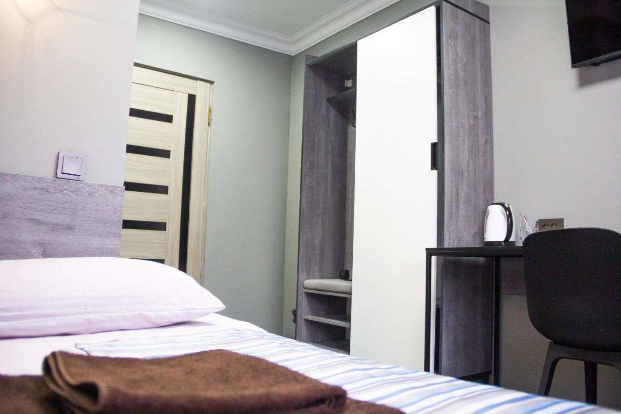 Hotel Tahar Almaty Eksteriør bilde