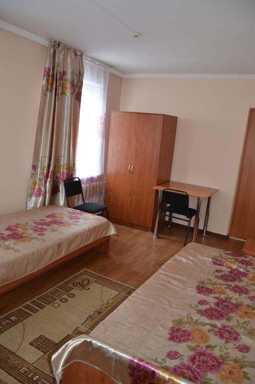 Hotel Tahar Almaty Eksteriør bilde